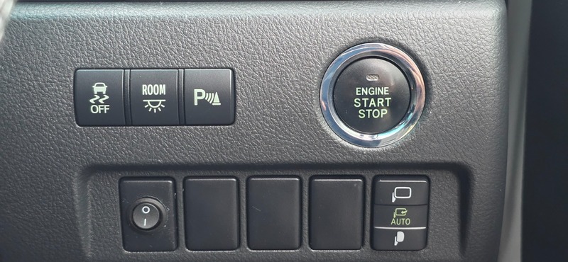 Used Toyota Vellfire 2011 for sale - 76784675: Photo 49