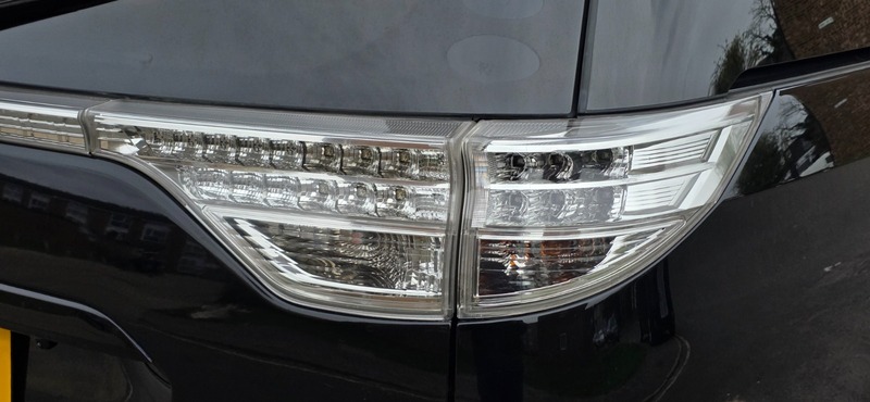 Used Toyota Estima 2014 for sale - 77370408: Photo 15