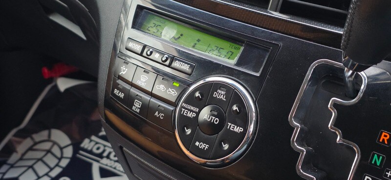 Used Toyota Estima 2014 for sale - 77370408: Photo 46