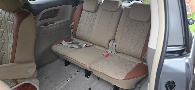 Used Toyota Estima 2010 for sale - 76570752: Photo 24