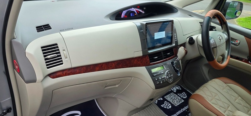 Used Toyota Estima 2010 for sale - 76570752: Photo 29