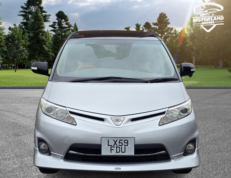 Used Toyota Estima 2010 for sale - 76570752: Photo 4