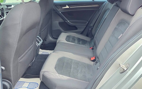 Used Volkswagen Golf 2014 for sale - 76185875: Photo 20