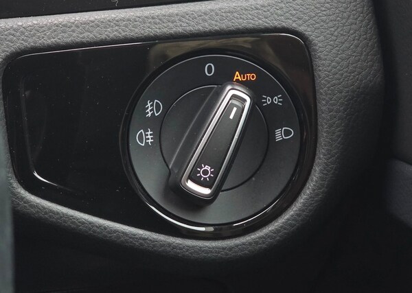 Used Volkswagen Golf 2014 for sale - 76185875: Photo 40