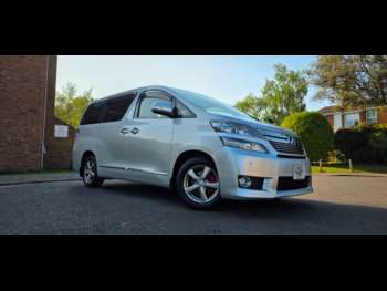 2013 - 2.4L PETROL AUTO 8 SEATS 5 DR
