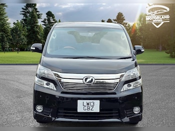 Used Toyota Vellfire 2013 for sale - 76611433: Photo