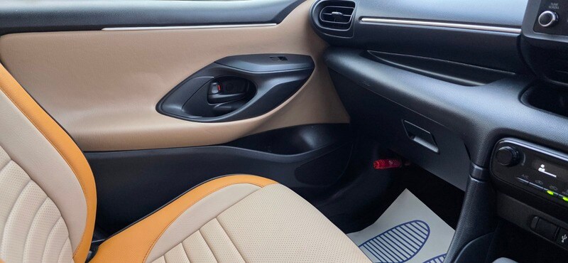 Used Toyota Yaris 2025 for sale - 77140363: Photo 43