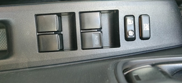 Used Toyota Yaris 2013 for sale - 73662149: Photo 45