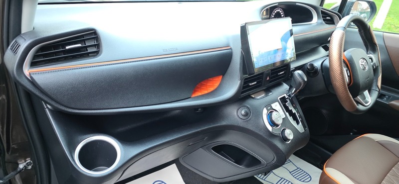 Used Toyota Sienta 2015 for sale - 76605350: Photo 26