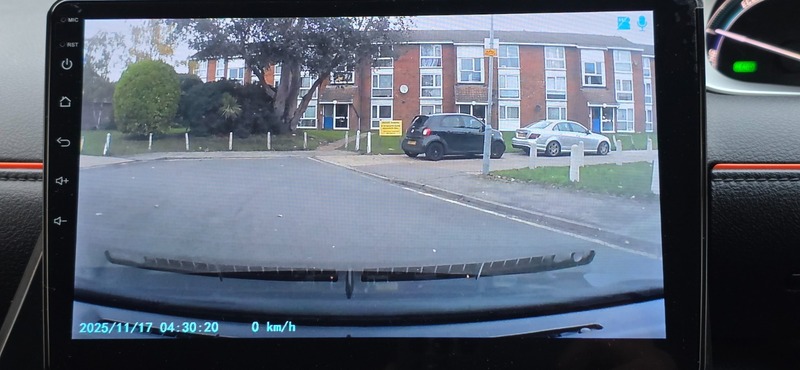 Used Toyota Sienta 2015 for sale - 76605350: Photo 41