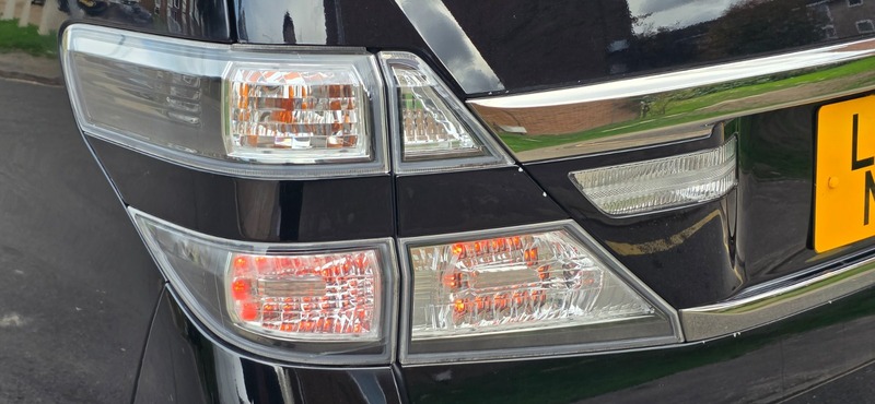 Used Toyota Vellfire 2012 for sale - 76313349: Photo 14