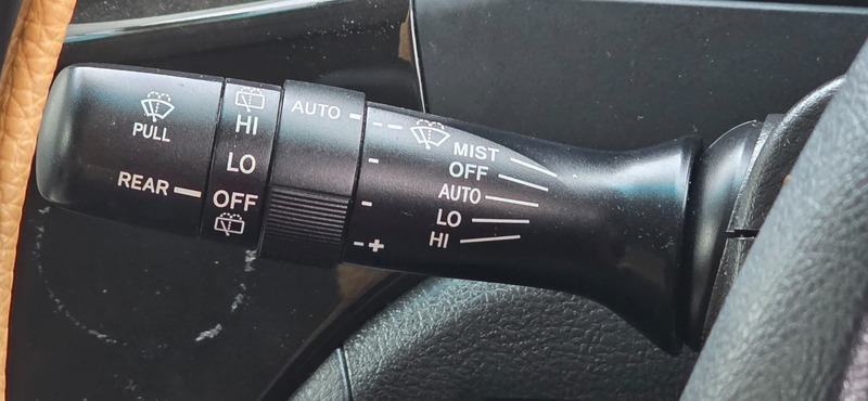 Used Toyota Vellfire 2012 for sale - 76313349: Photo 37