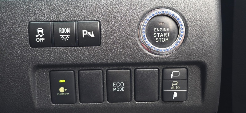 Used Toyota Vellfire 2012 for sale - 76313349: Photo 47