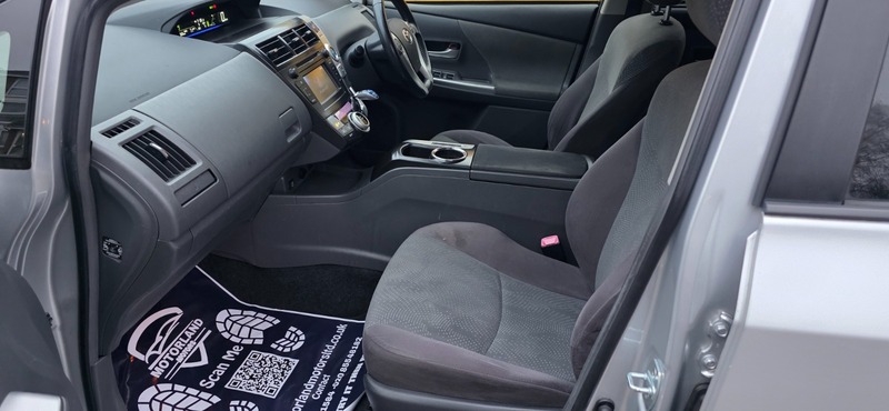 Used Toyota Prius+ 2013 for sale - 78168161: Photo 22