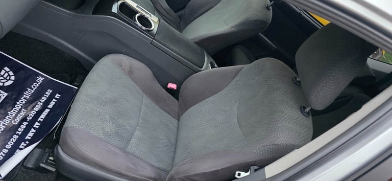 Used Toyota Prius+ 2013 for sale - 78168161: Photo 23