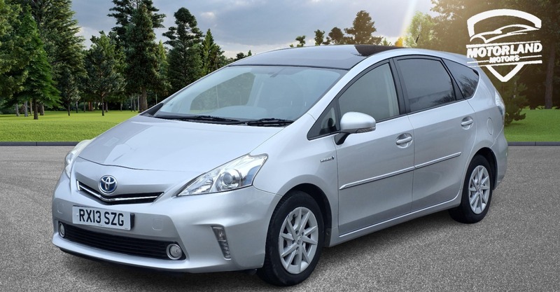 Used Toyota Prius+ 2013 for sale - 78168161: Photo 4