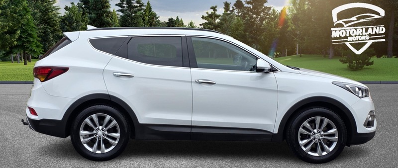 Used Hyundai Santa Fe 2017 for sale - 78140910: Photo 10