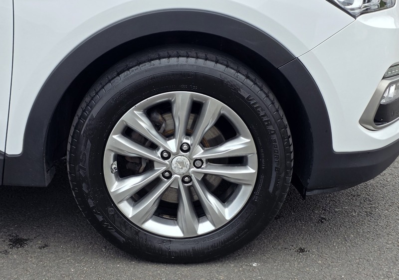 Used Hyundai Santa Fe 2017 for sale - 78140910: Photo 16