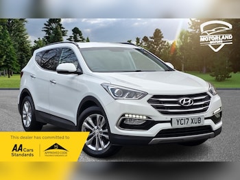 Used Hyundai Santa Fe 2017 for sale - 78140910: Photo