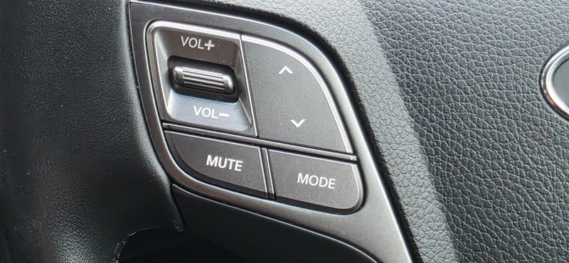 Used Hyundai Santa Fe 2017 for sale - 78140910: Photo 38