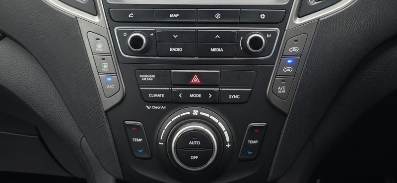 Used Hyundai Santa Fe 2017 for sale - 78140910: Photo 43