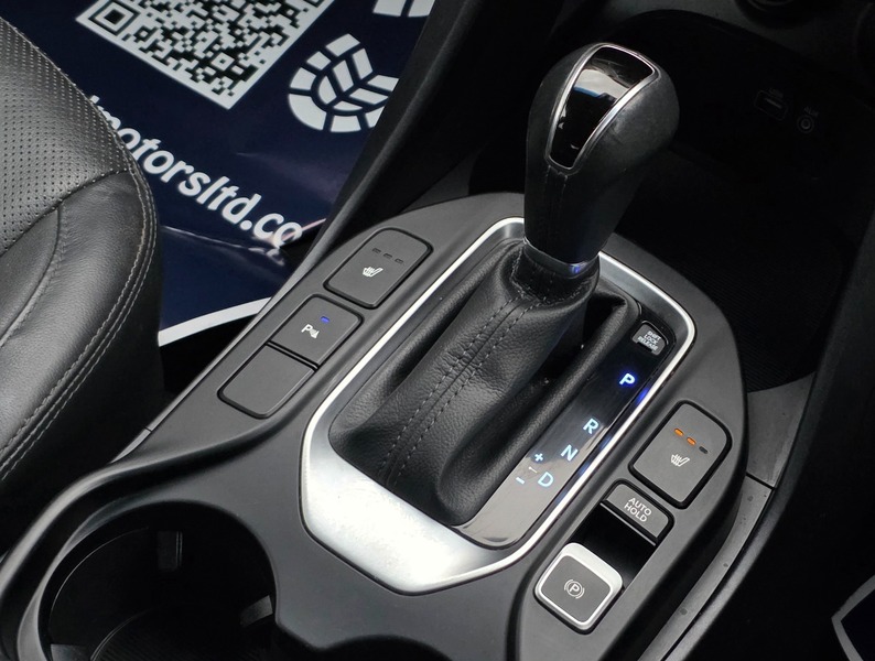 Used Hyundai Santa Fe 2017 for sale - 78140910: Photo 45