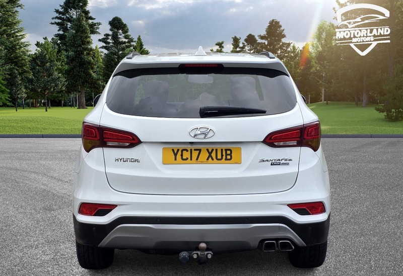 Used Hyundai Santa Fe 2017 for sale - 78140910: Photo 8