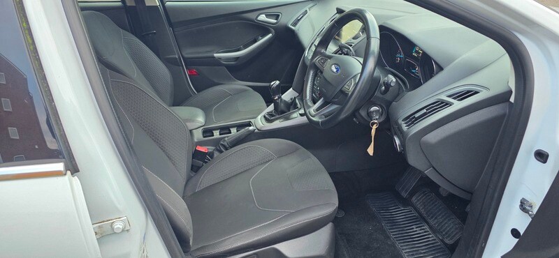 Used Ford Focus 2015 for sale - 77990288: Photo 11