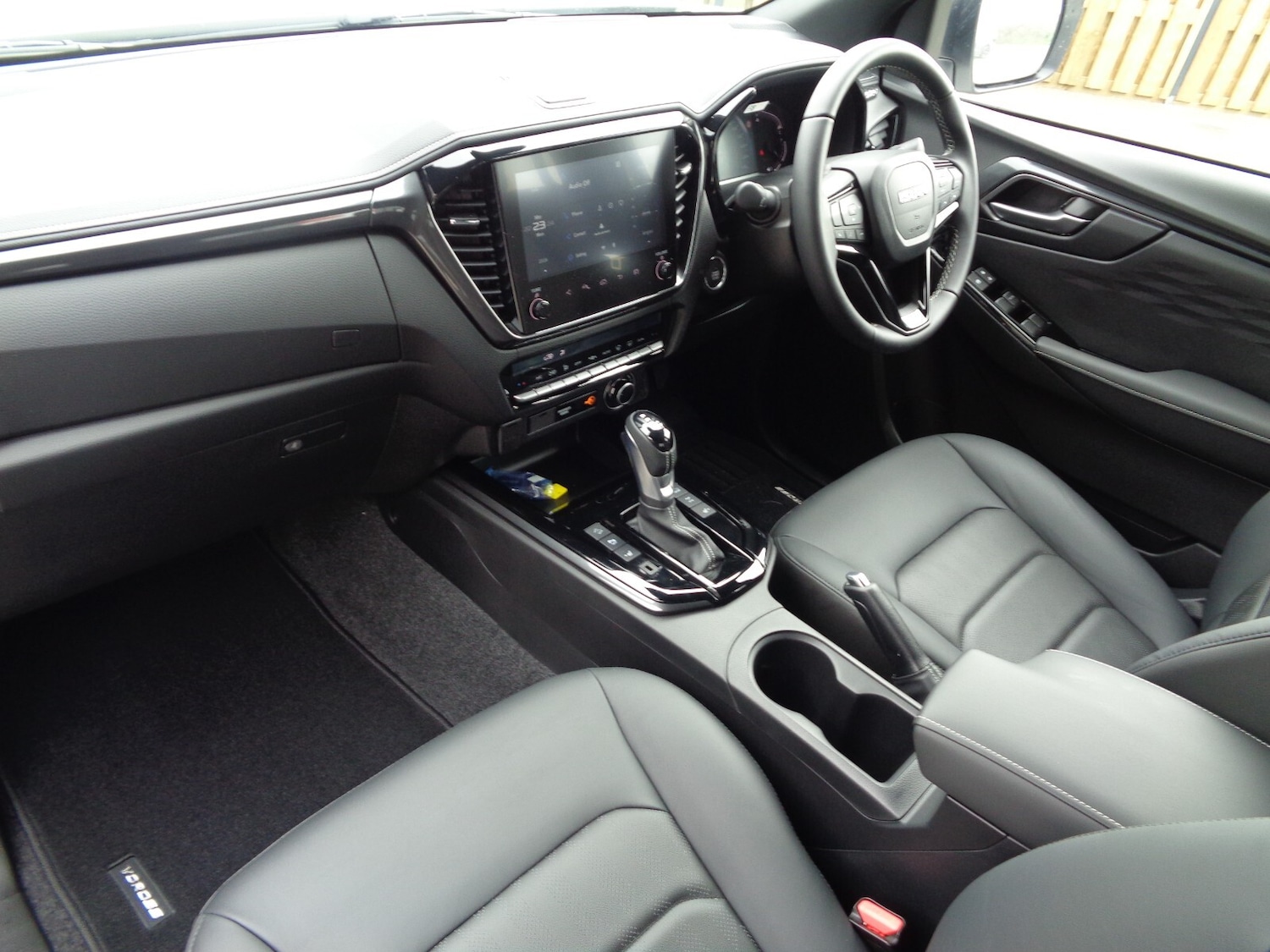 Used Isuzu D-Max 2025 for sale - 78008917: Photo 9