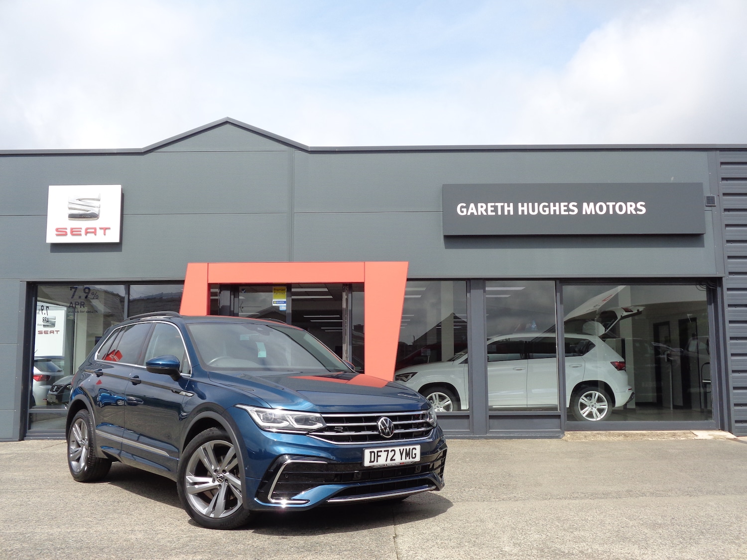 Used Volkswagen Tiguan 2023 for sale - 76675423: Photo 2