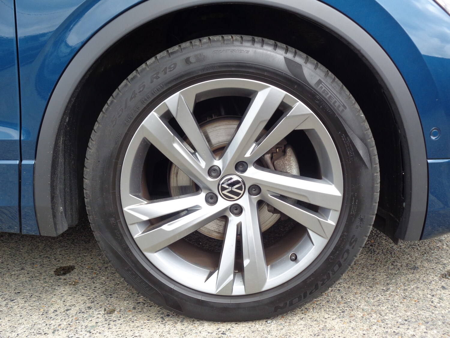 Used Volkswagen Tiguan 2023 for sale - 76675423: Photo 9