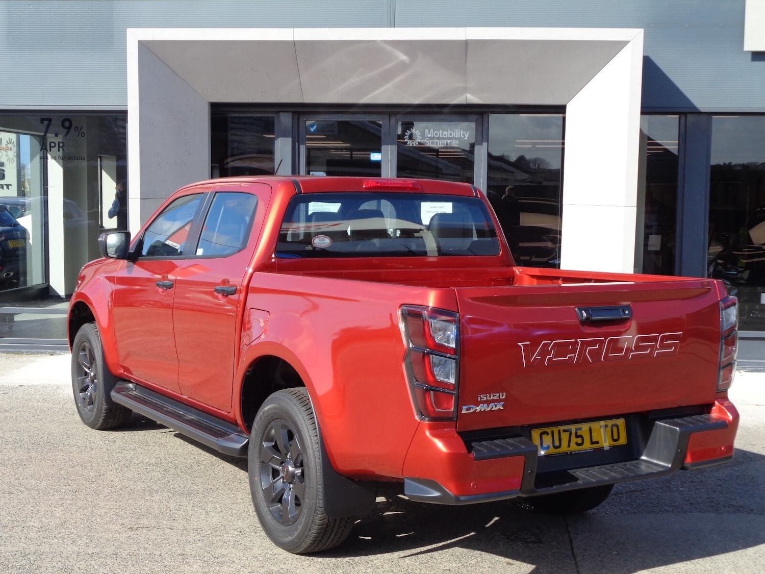 Used Isuzu D-Max 2025 for sale - 77951409: Photo 4