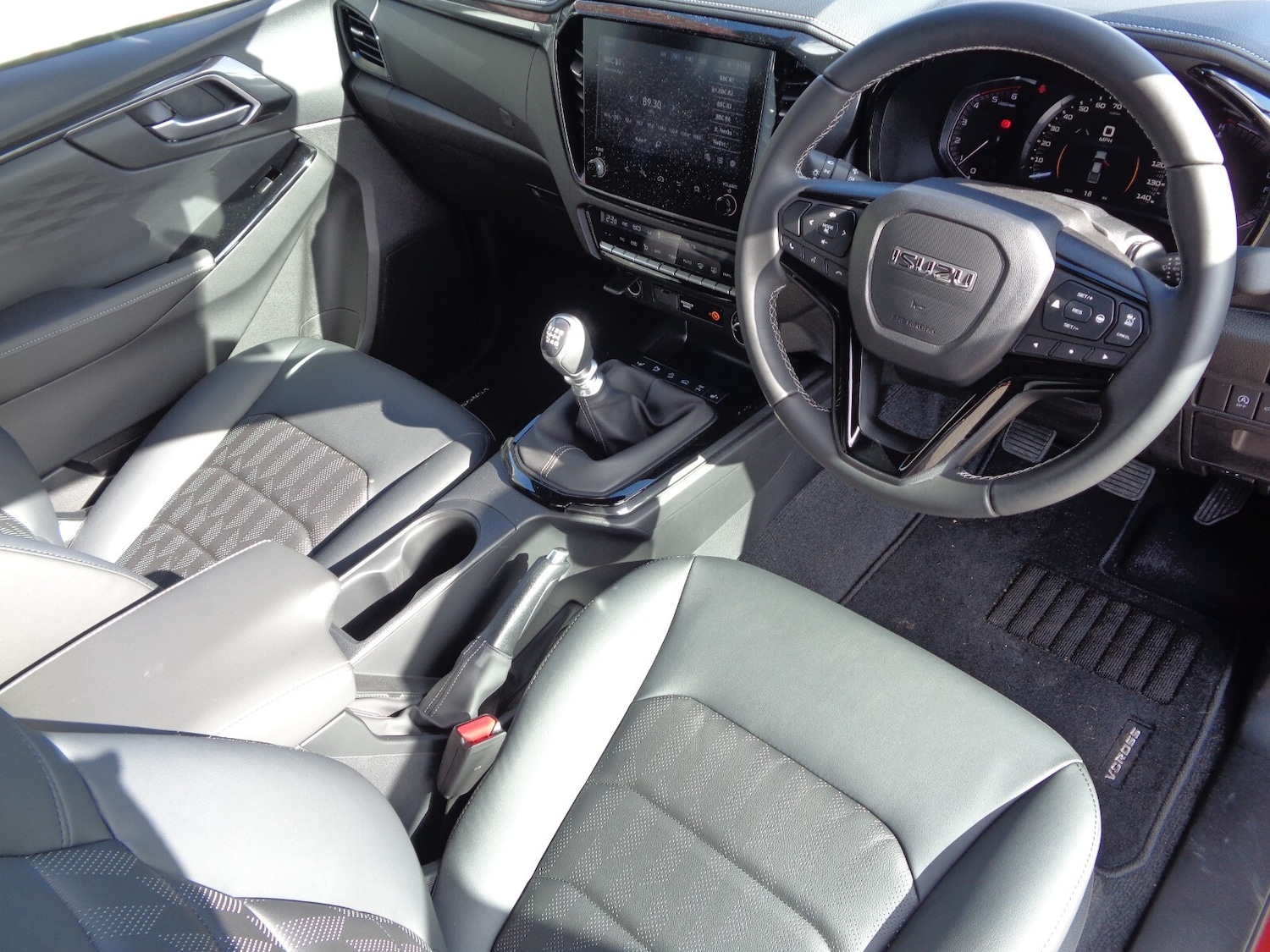 Used Isuzu D-Max 2025 for sale - 77951409: Photo 7