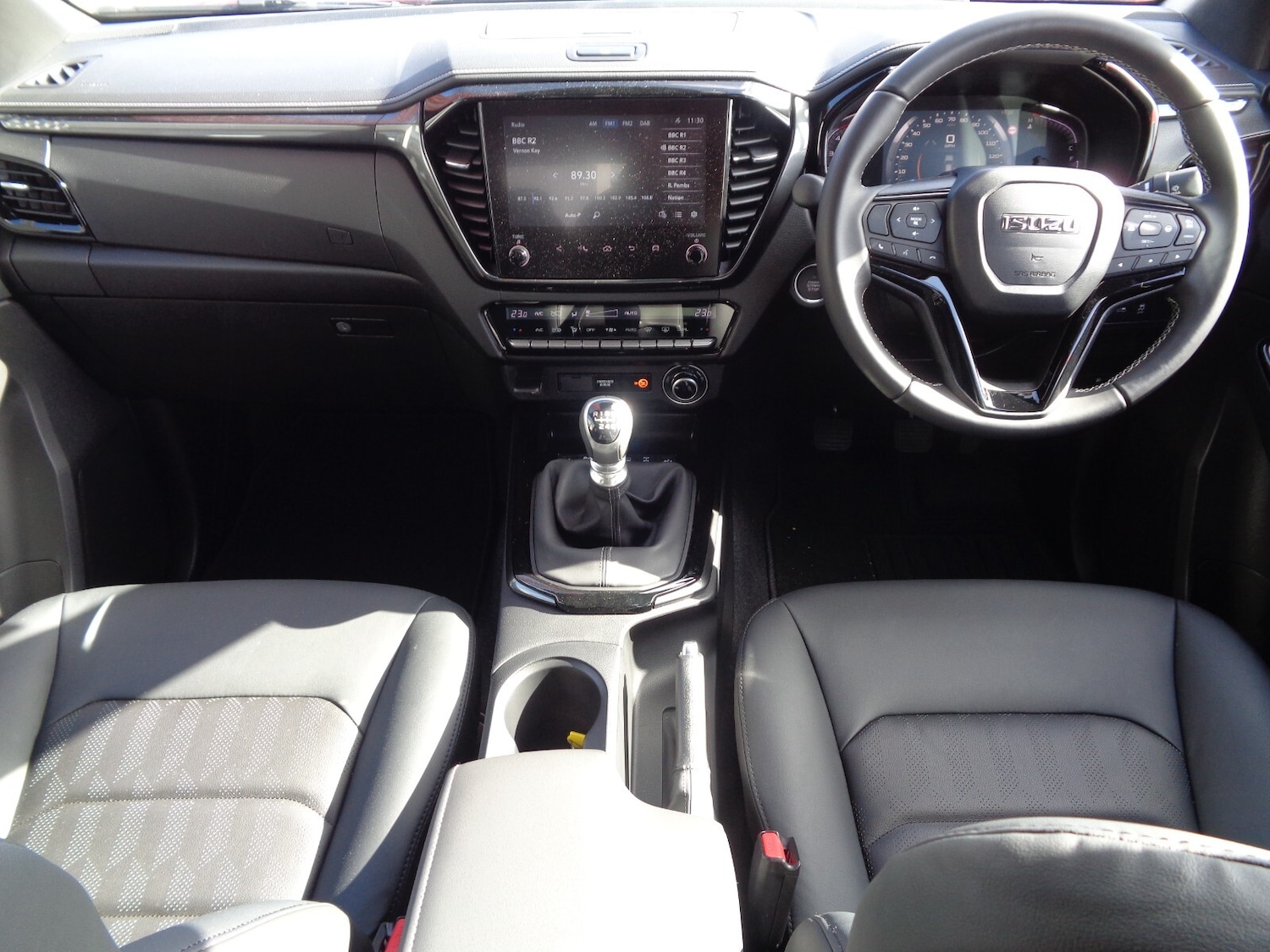 Used Isuzu D-Max 2025 for sale - 77951409: Photo 8