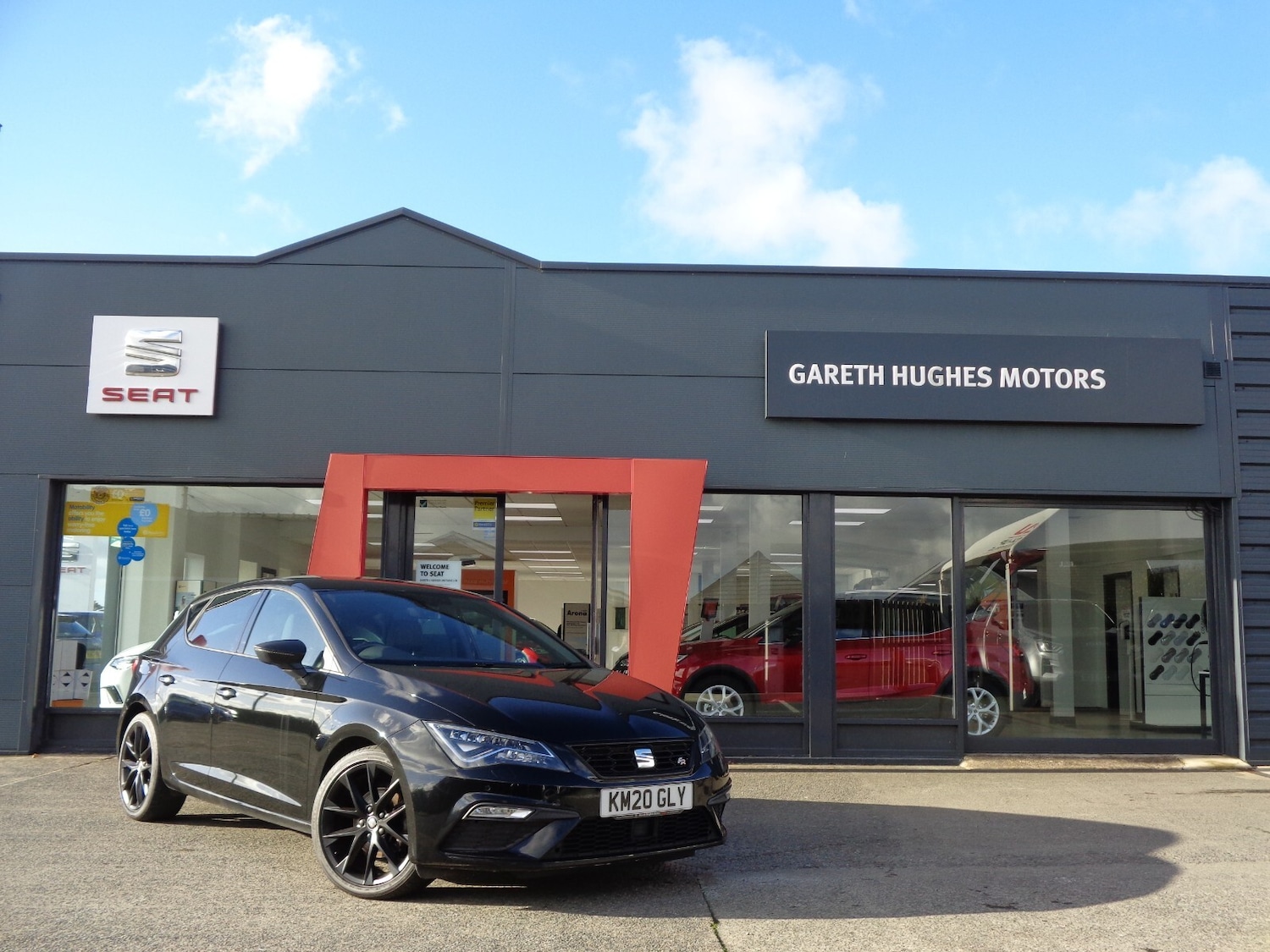 Used SEAT Leon 2020 for sale - 77052657: Photo 2