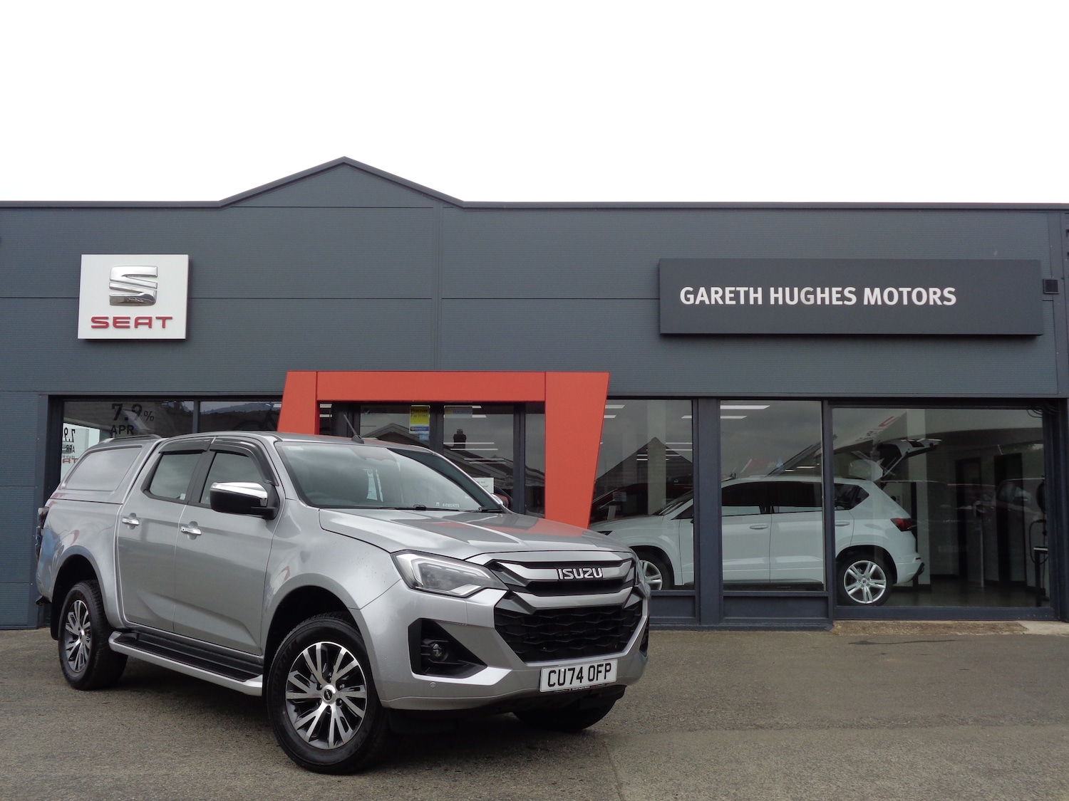 Used Isuzu D-Max 2024 for sale - 76677046: Photo 2