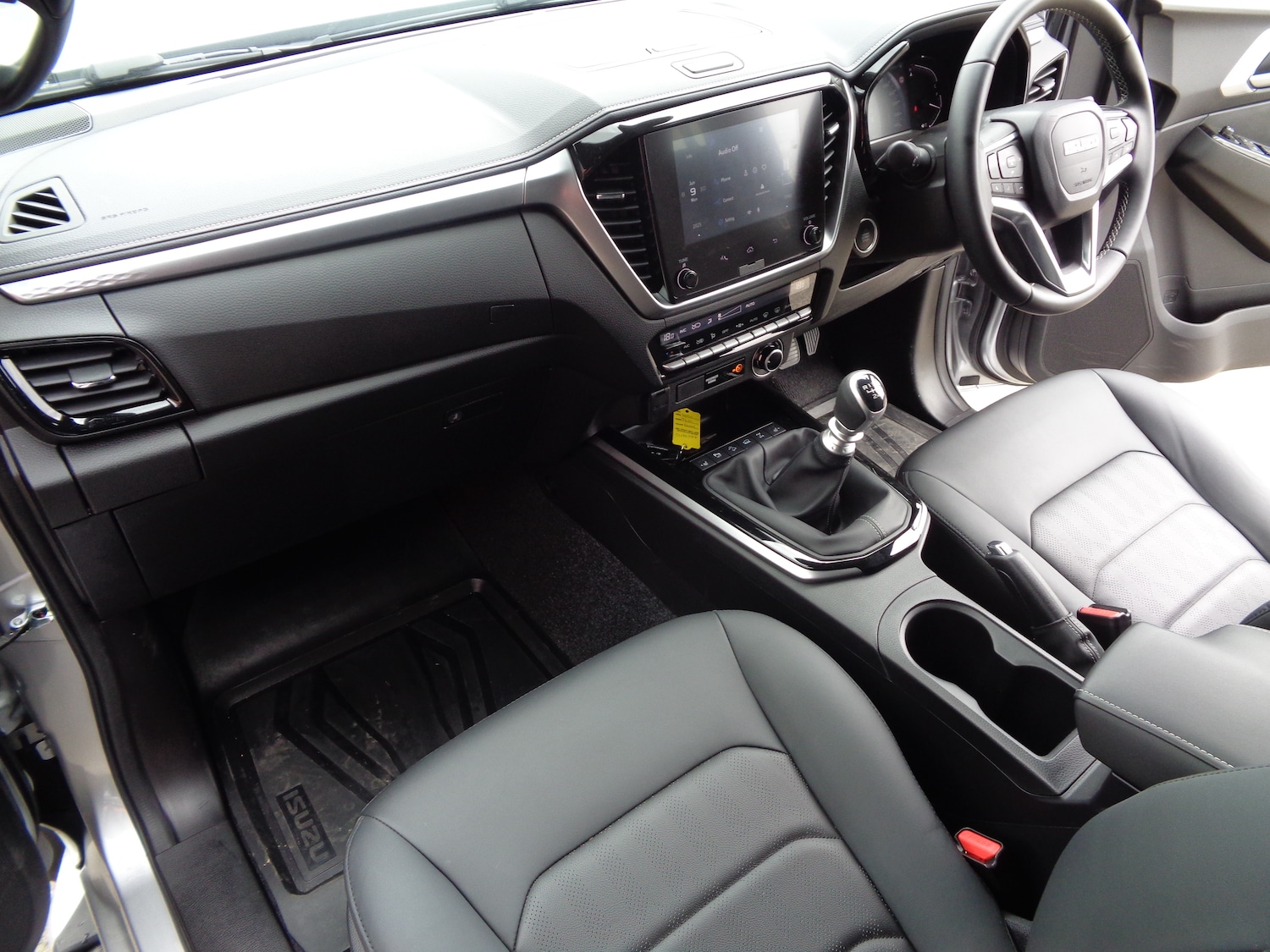 Used Isuzu D-Max 2024 for sale - 76677046: Photo 8