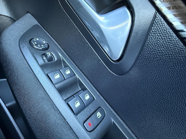 Used Peugeot 208 2022 for sale - 76199675: Photo 17