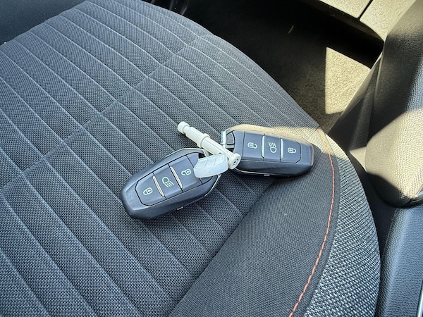 Used Peugeot 208 2022 for sale - 76199675: Photo 27