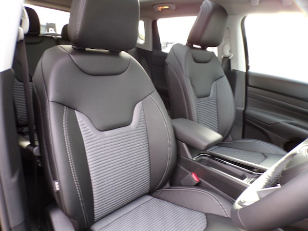 Used Jeep Compass 2025 for sale - 76060643: Photo 11