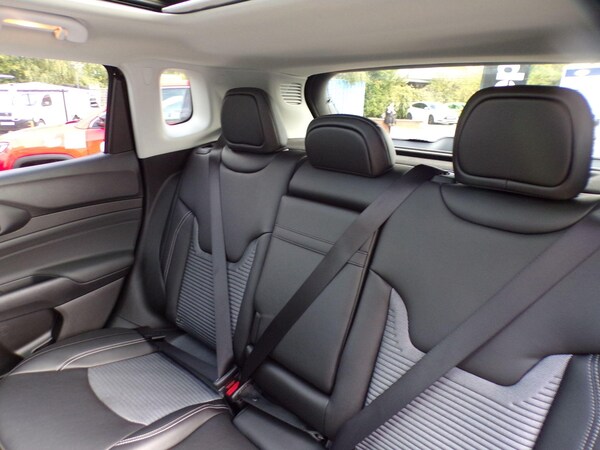 Used Jeep Compass 2025 for sale - 76060643: Photo 16