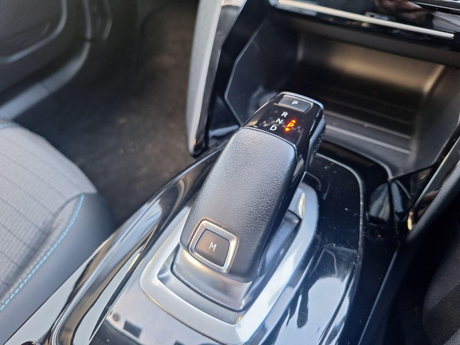 Used Peugeot 2008 2021 for sale - 77351520: Photo 11