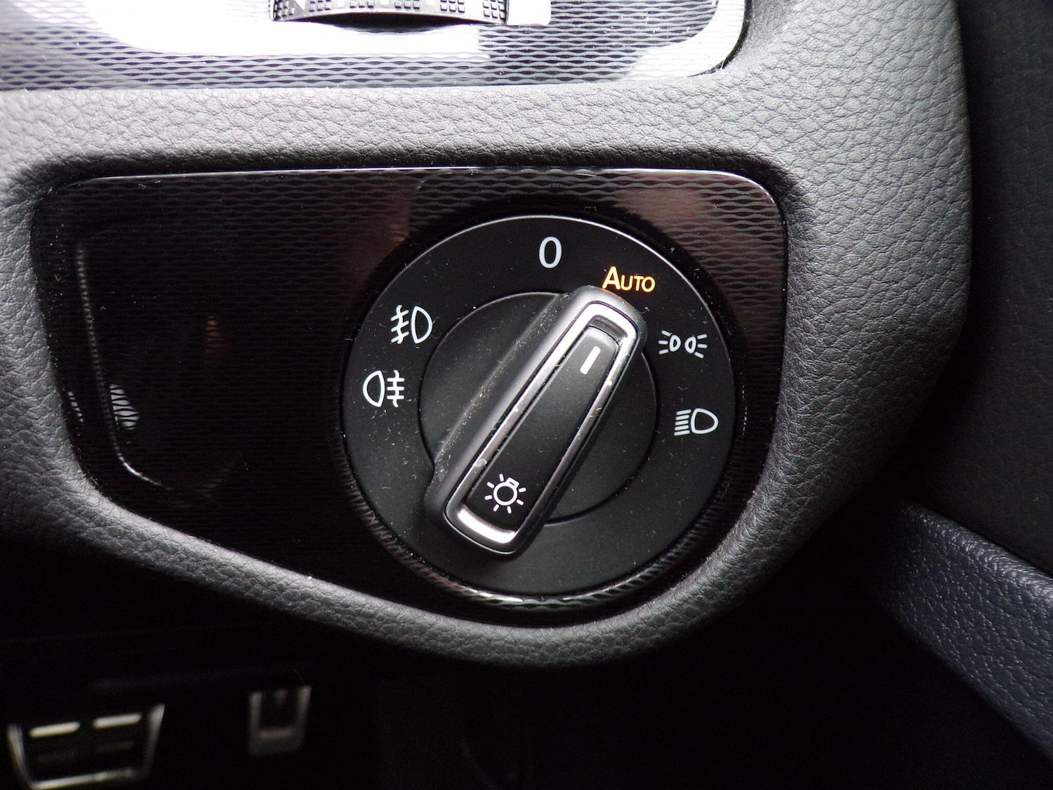 Used Volkswagen Golf for sale - 77216367: Photo 23