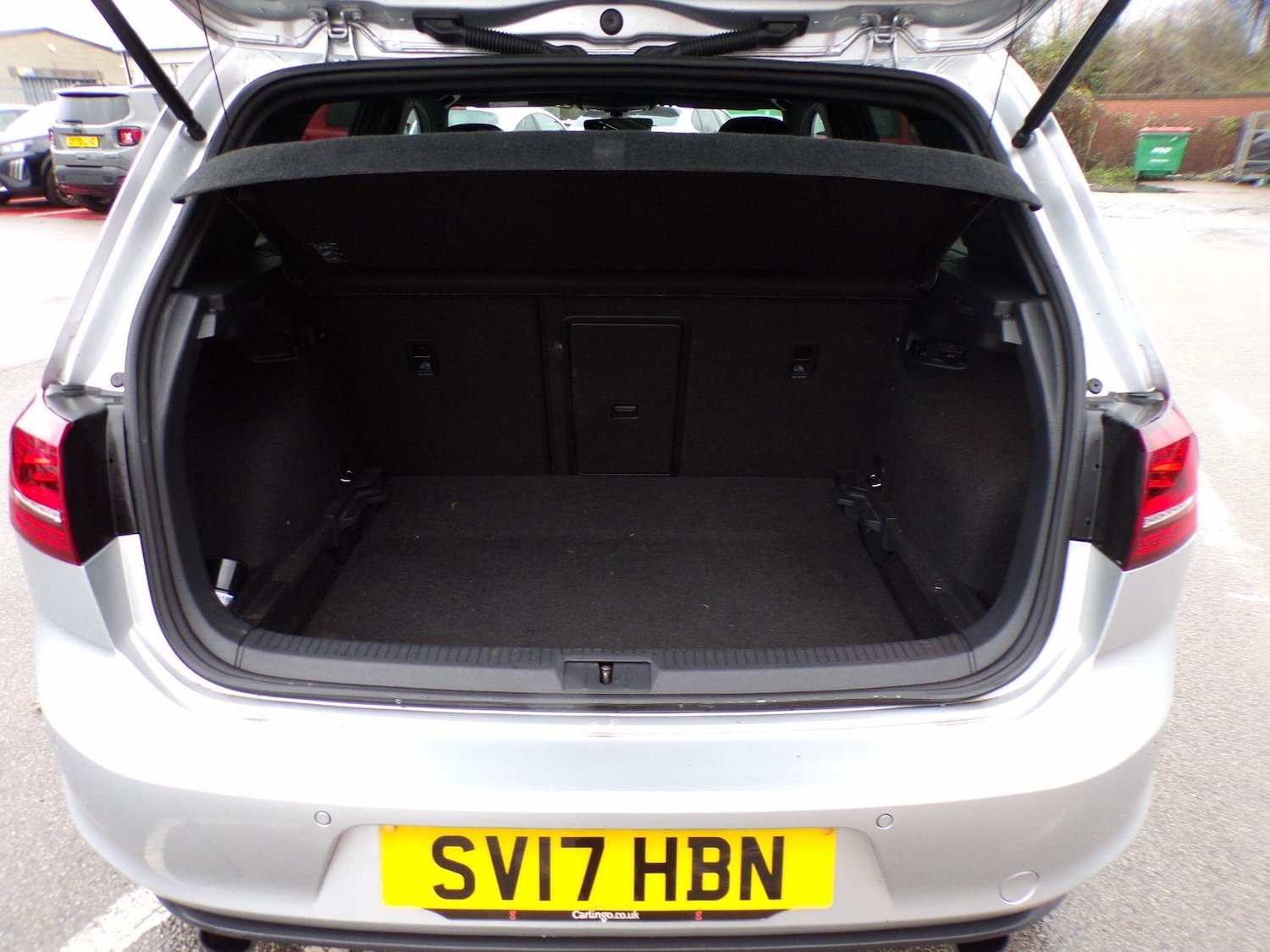 Used Volkswagen Golf for sale - 77216367: Photo 9