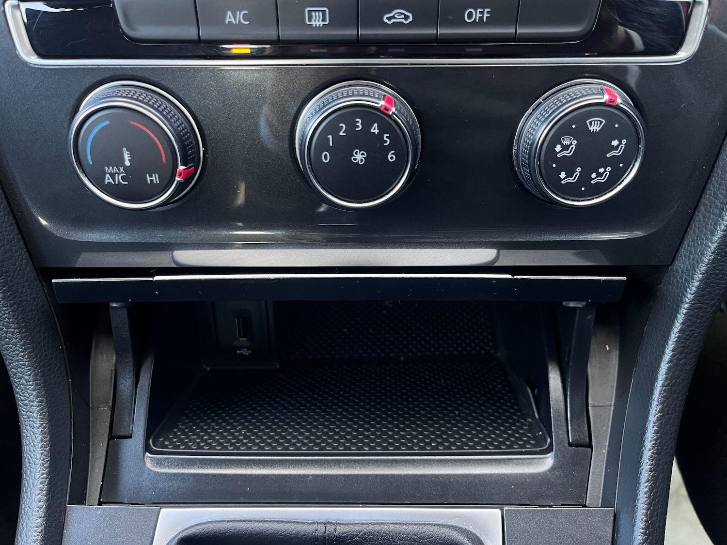 Used Volkswagen Golf for sale - 77925199: Photo 17