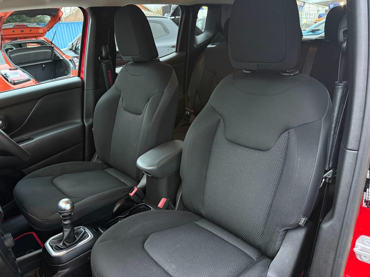 Used Jeep Renegade 2021 for sale - 77612728: Photo 27