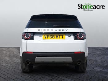Used Land Rover Discovery Sport 2019 for sale - 79712429: Photo