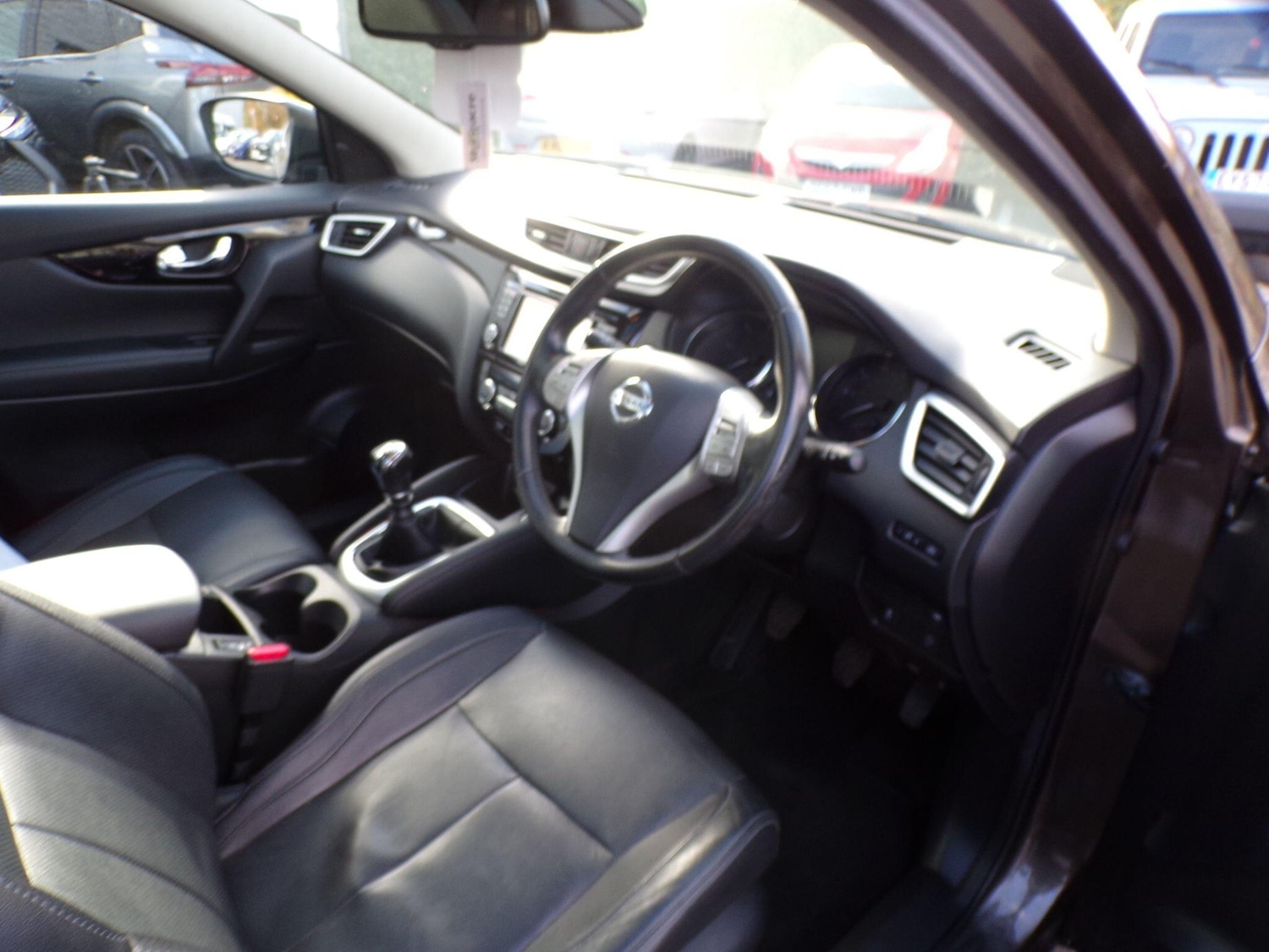 Used Nissan Qashqai 2017 for sale - 76408643: Photo 11