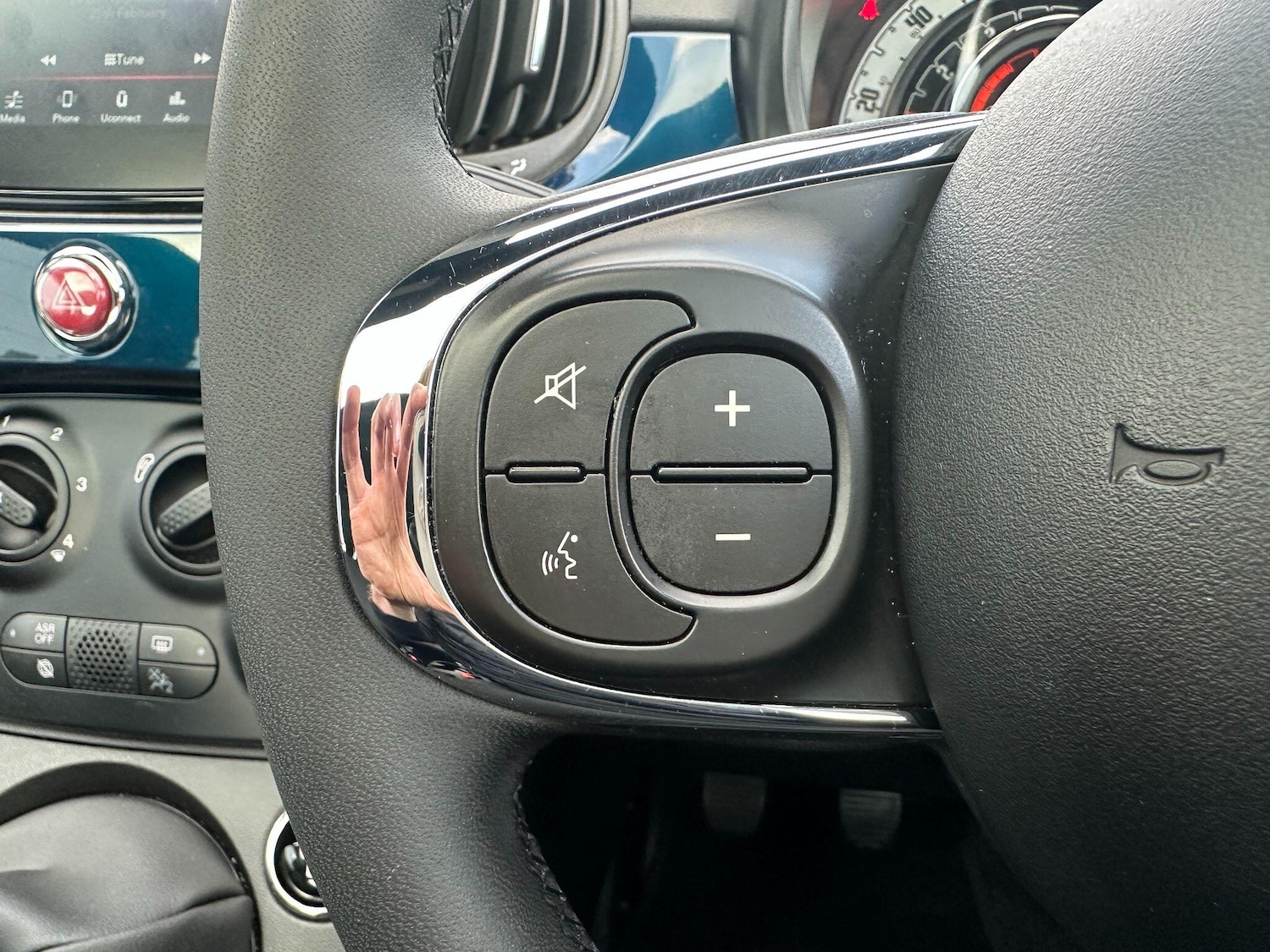 Used Fiat 500 2023 for sale - 77683716: Photo 11