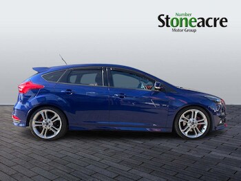 Used Ford Focus 2016 for sale - 78376117: Photo